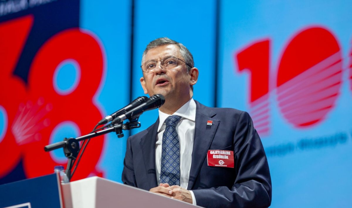 Турската опозиционна Републиканска народна партия РНП смени лидера си Кемал