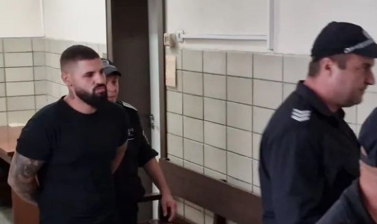 Нападателят на Дебора Георги Георгиев остава в ареста