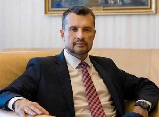 Близък на Нинова иска Ваня Григорова да напусне общинския съвет