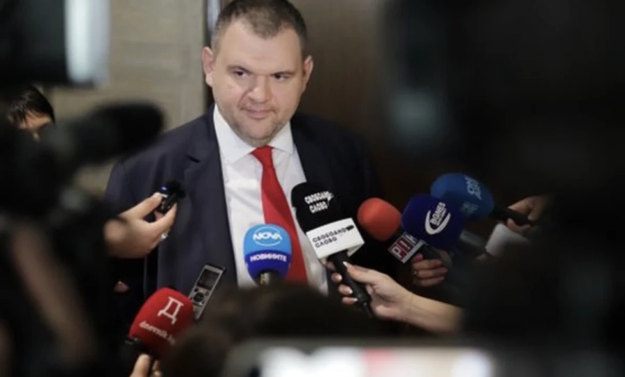 Пеевски: Мандатът на Карадайъ изтичаше. Решил е по-рано да го направи