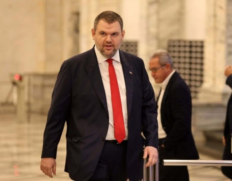 Пеевски е новият председател на парламентарната група на ДПС