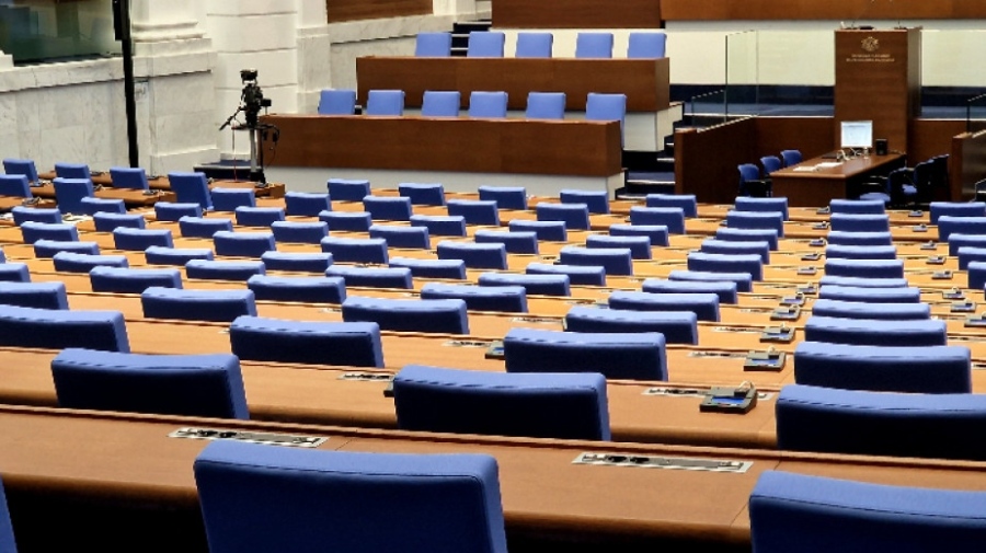 Предстои втори опит за подновяване на работата на НС след местните избори