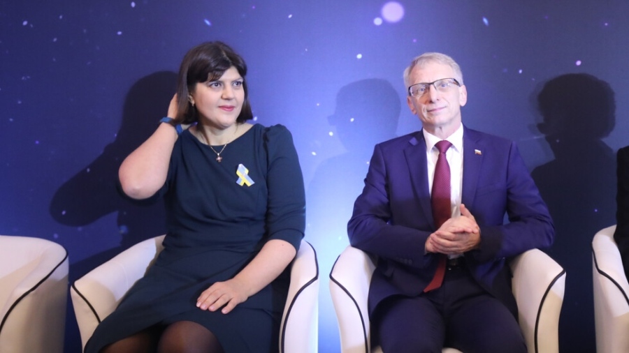 Денков: Всеки преход има нужда от герои, България не намери своя Фалконе и своята Кьовеши