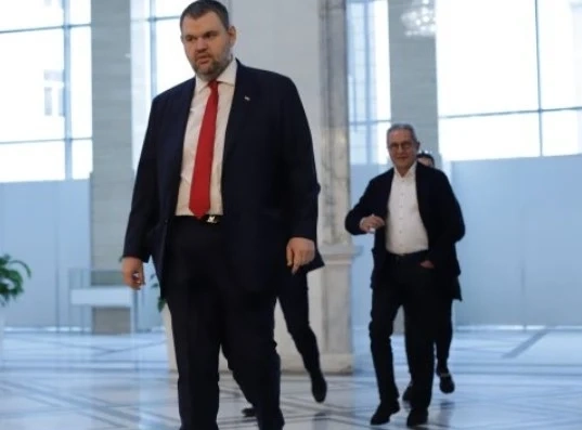 Пеевски: Правителствената сглобка е стабилна