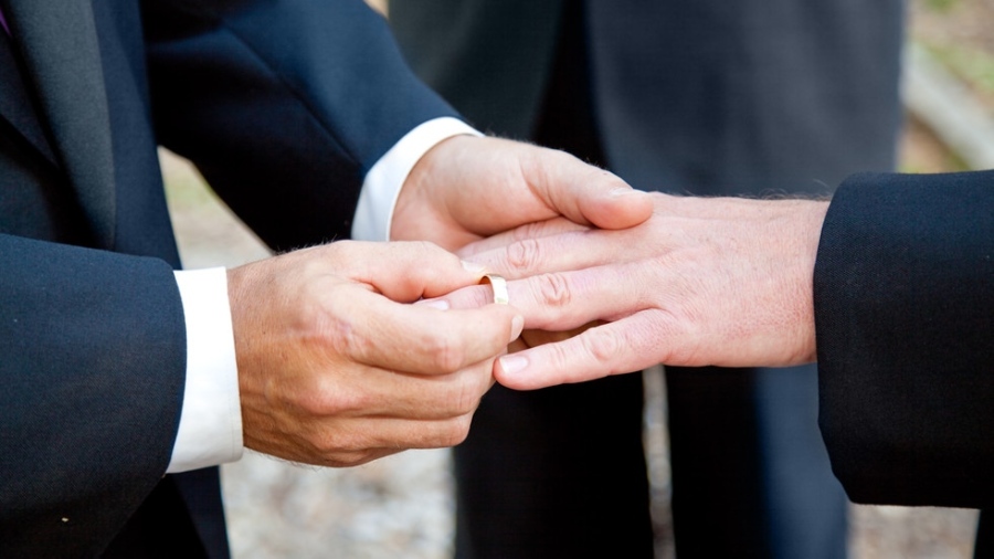 Еднополовите бракове вече са законни в Латвия  