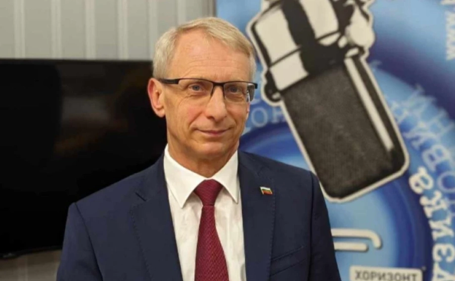 Денков: Налице е следизборна психотерапия в ГЕРБ. Делян Пеевски играе театър