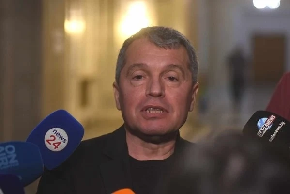 Тошко Йорданов се яви на разпит в прокуратурата