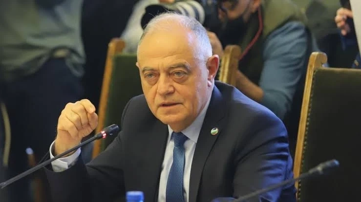 Ген. Атанасов: ДАНС стана добре платена почивна станция