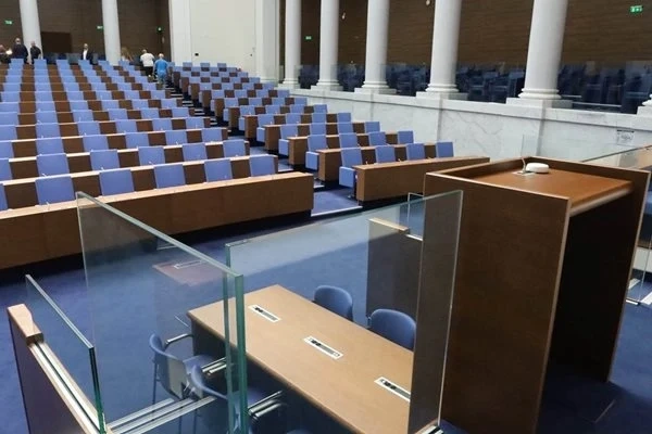 Гласуват вота на недоверие в сряда - трети ден, пети опит