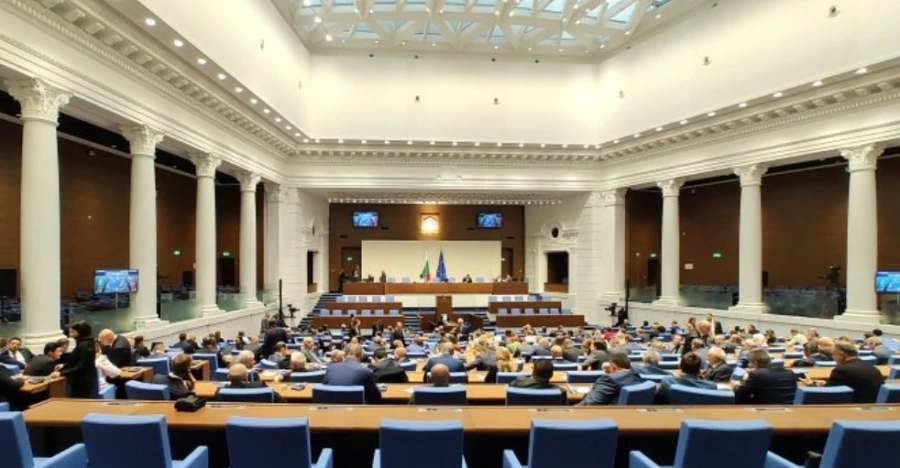 Депутатите отхвърлиха втория вот на недоверие към кабинета