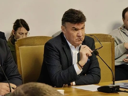 Боби Михайлов: Аз и БФС няма да сме изкупителна жертва заради платен протест