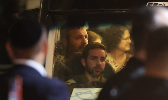 След забавяне: Хамас пусна на свобода още 13 заложници  