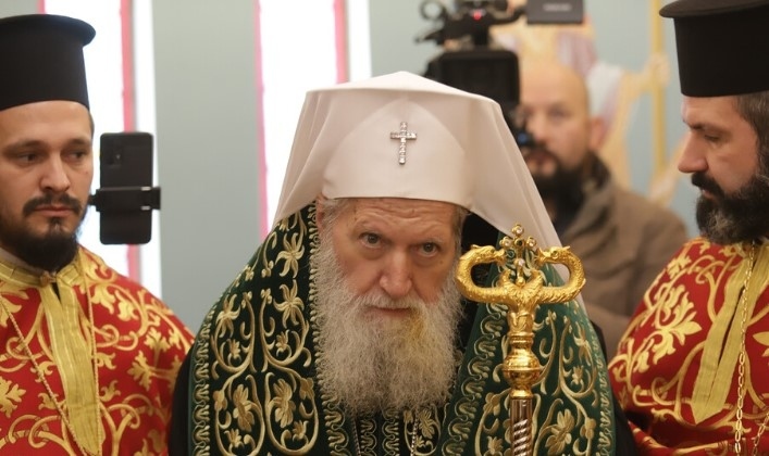 Светият Синод към миряните: Молете се за Патриарха, приет е във ВМА