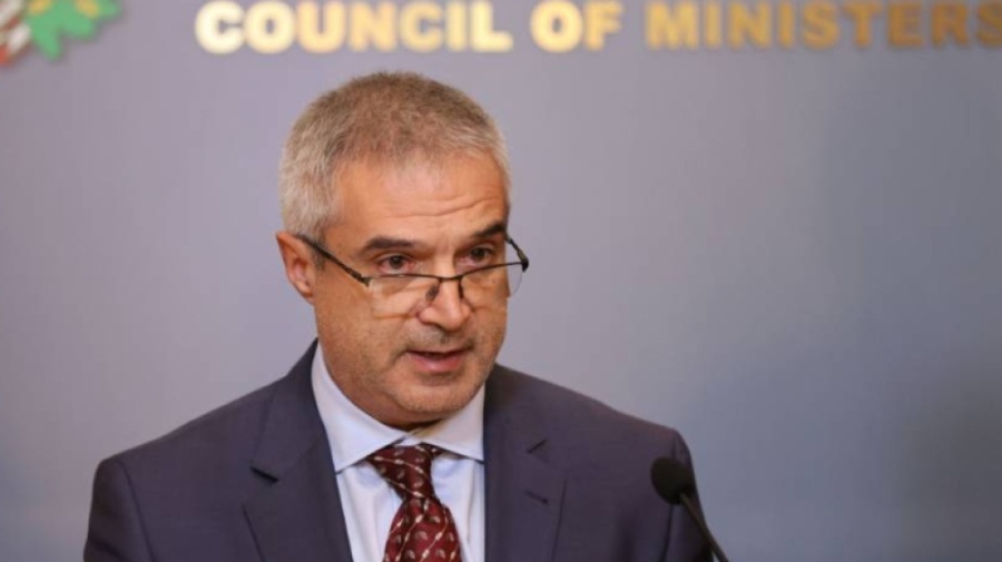 Министър Радев: До края на деня всички аварии ще бъдат отстранени