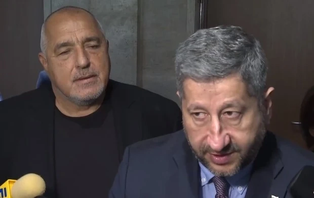 ПП-ДБ и ГЕРБ-СДС поискаха новото ръководство на НЗОК да подаде оставка