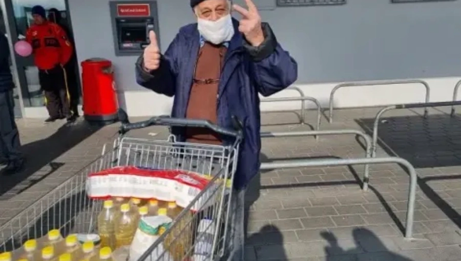 Скандал в Гърция! Заловиха търговци, продавали олио от България вместо зехтин екстра върджин
