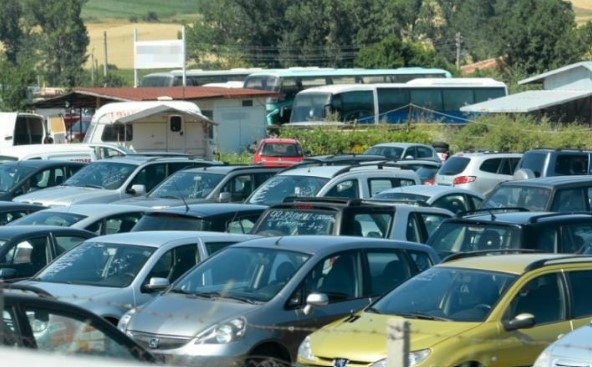 Транспортното министерство иска нов данък за коли втора ръка, внесени от чужбина