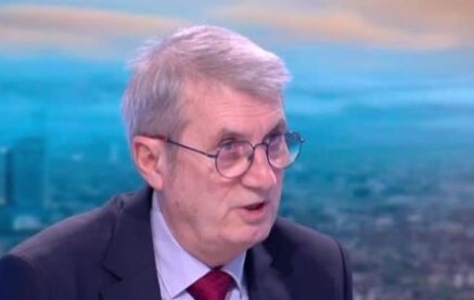 Здравният министър за казуса Пирогов: Не правя циркове, а си върша работата