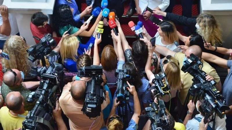 Журналистите са най-голямата група в НС: Подписка до Желязков настоява за нормални условия за работа