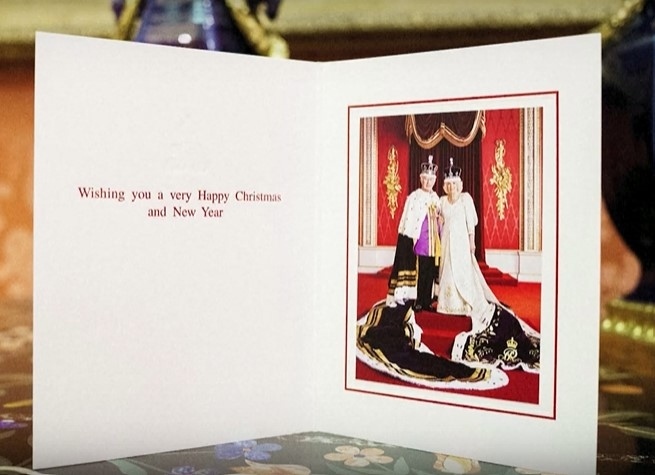 Чарлз III избра снимка от коронацията за коледната си картичка (СНИМКА)