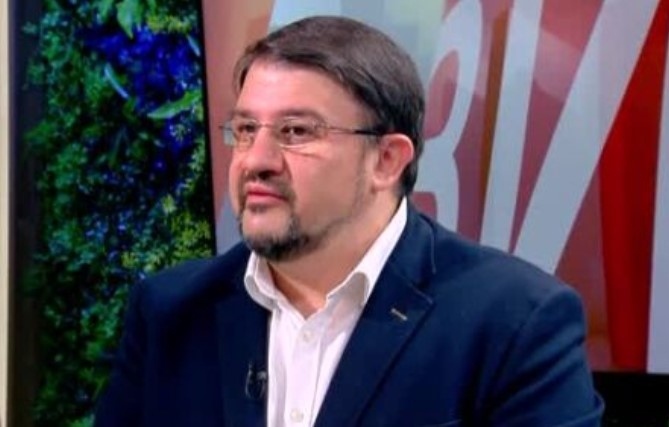 Настимир Ананиев: Управляваме като етажна собственост, никой не си избира съседите, но трябва да видим кой открадна компотите от мазето