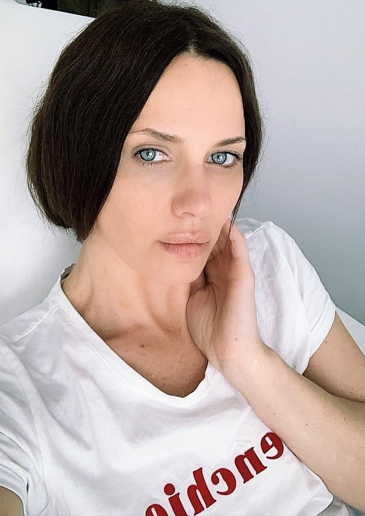 Вижте Maрия Силвестър с младо лъвче