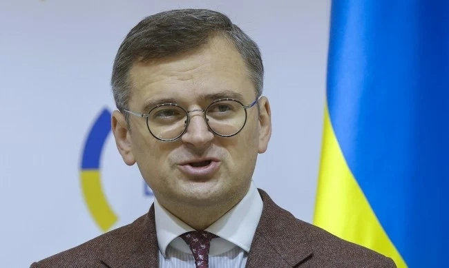 Кулеба: Сегашната фаза на войната не е лесна за Украйна, но има път към победата 