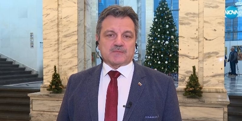  Симидчиев от ПП-ДБ: Промените в Конституцията са исторически