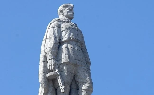 И Бургас, и Пловдив искат демонтаж на Альошите