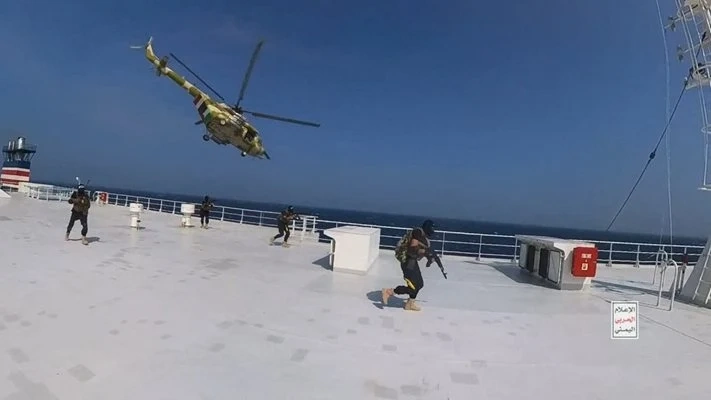 Хутите промениха корабните маршрути в Червено море