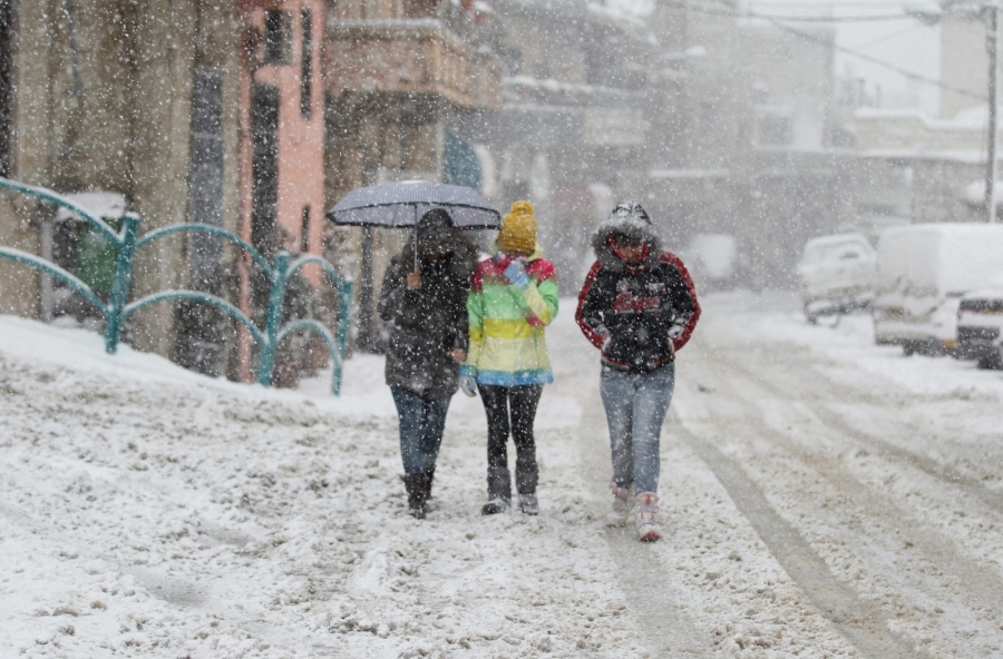 Поредна буря връхлетя Острова