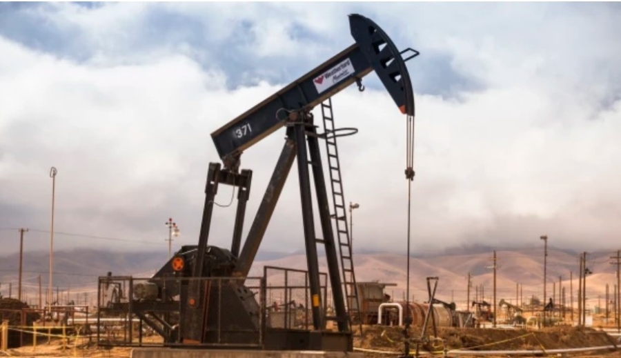 Един от големите износители на петрол напуска ОПЕК