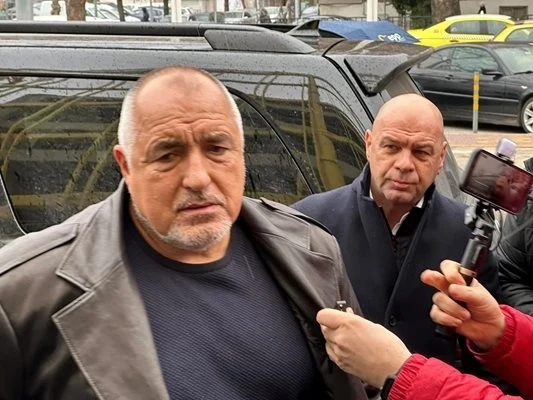 Бойко Борисов от Пловдив: Eй затова се търпим в некоалицията - променихме Конституцията и съдебната система 