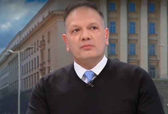 Петър Славов: Демонтажът на Паметника на Съветската армия съвпадна с възможна малка сглобка в София