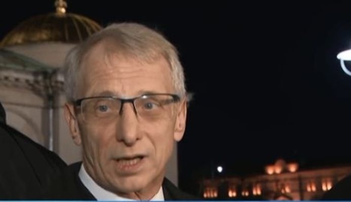 Денков: Вярвайте в себе си, вярвайте и в България