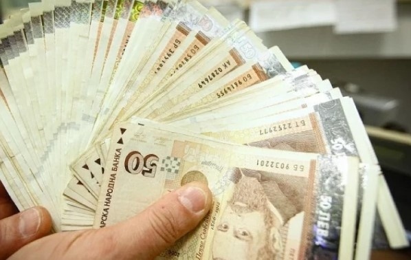 В България младите не искат да работят за 1400 лева