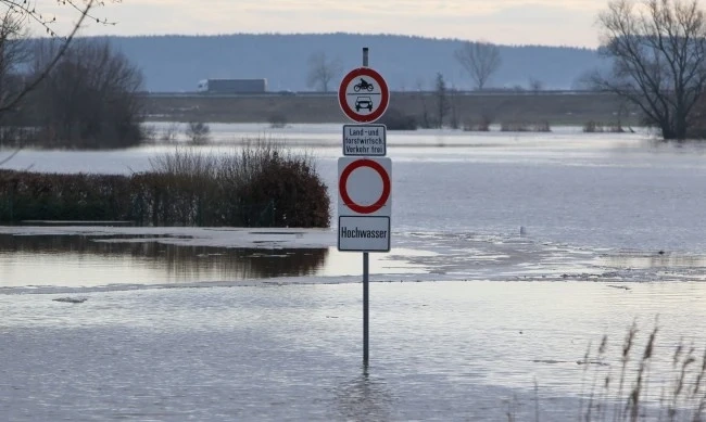 Долна Саксония е под вода, невиждан потоп в Германия  
