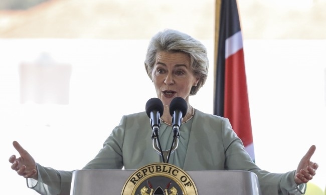 Фон дер Лайен: България и Румъния трябва да се гордеят за Шенген  