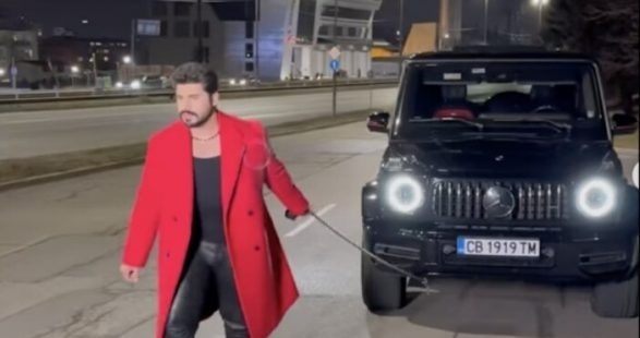 НАП погна Фики заради колата за 500 хиляди лева