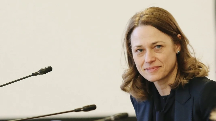 Ива Митева съди НС след уволнението си