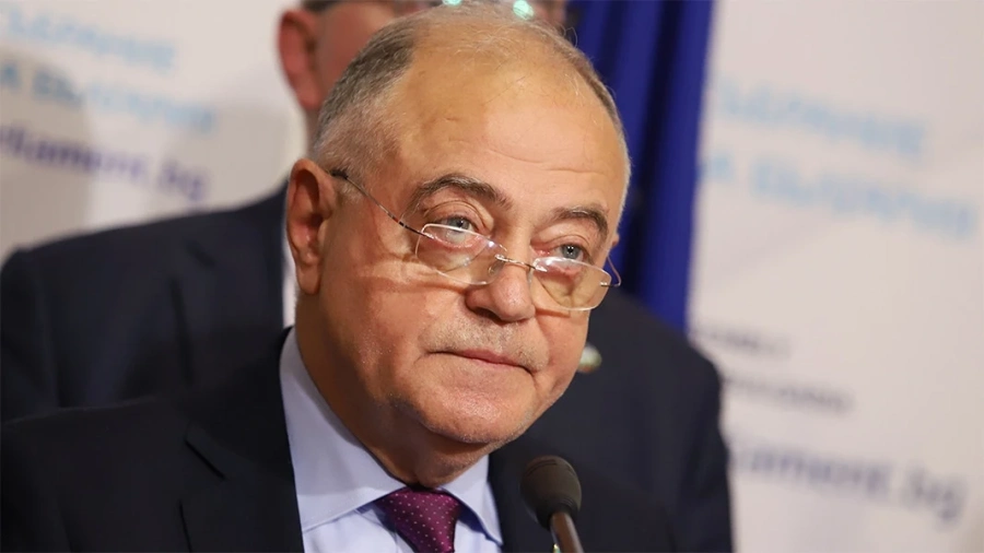 Ген. Атанасов за министър Калин Стоянов: Има грешка, има и прошка 