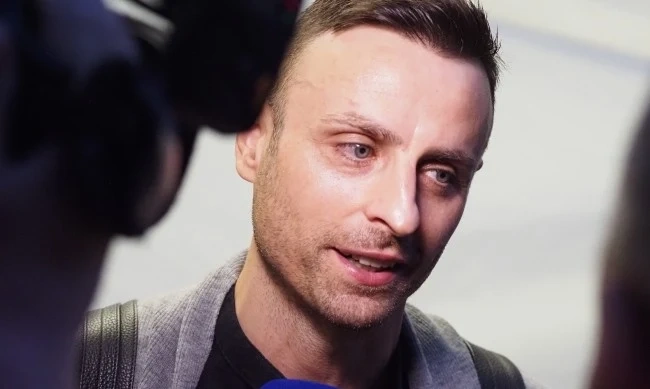 Бербатов: Регистрирайте Михаил Касабов като представляващ БФС  