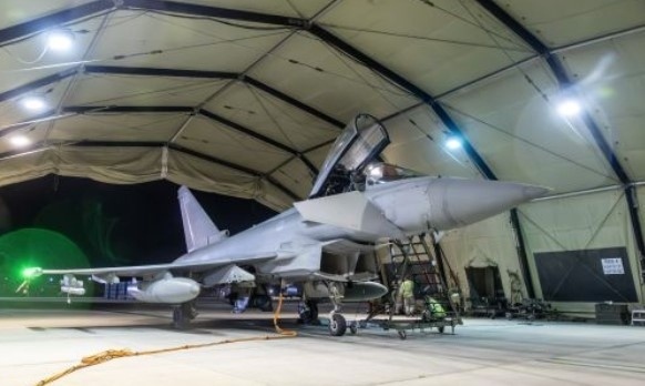 Какво се знае за ударите на САЩ и Великобритания срещу хутите и каква е стратегията зад тях