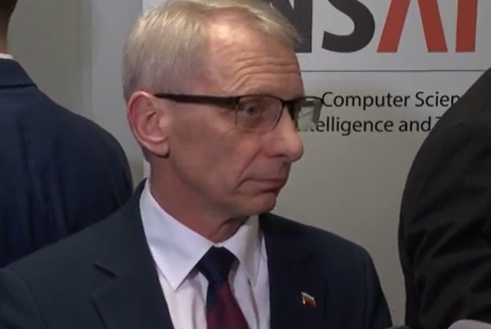 Премиерът: Има още какво да се желае от Калин Стоянов, но няма основание за смяна