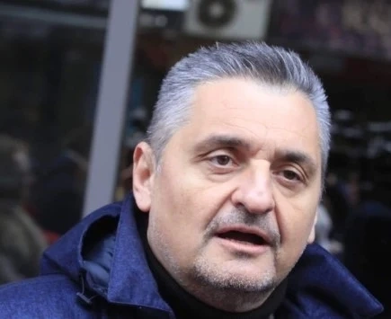 Кирил Добрев не може да поднови кредитната си карта - още е вписан в Националния съвет на БСП