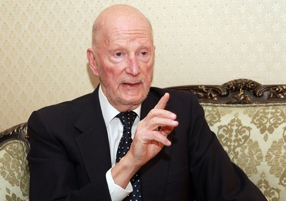 Съдът отне 66 имота от Симеон Сакскобургготски