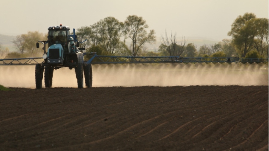 Премиерът и министри на среща с фермери