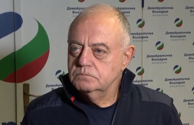 Ген. Атанасов: Брутално е, че Радев се опитва да саботира дейността на КС