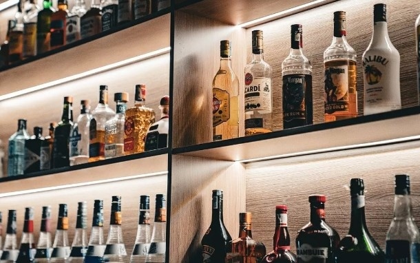 Първи магазин за алкохол за дипломати в Саудитска Арабия