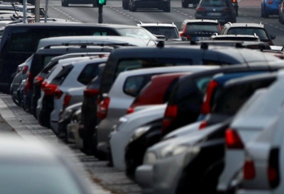 Предвиждат скок с 80% на данъка за стари автомобили